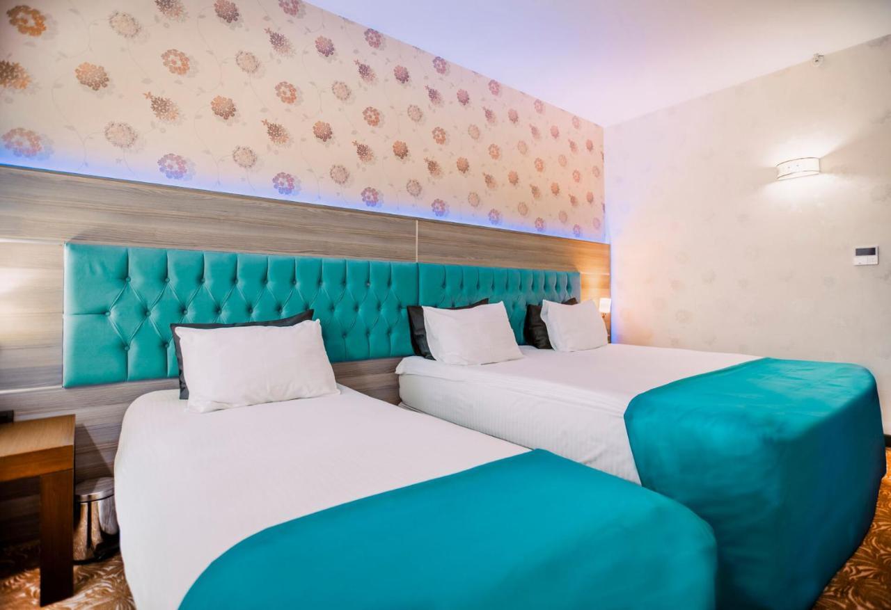 Highway Otel Elmalik   Exterior photo
